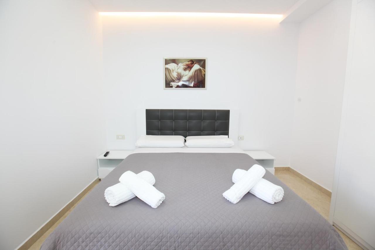Nika Hotel Sarandë 외부 사진