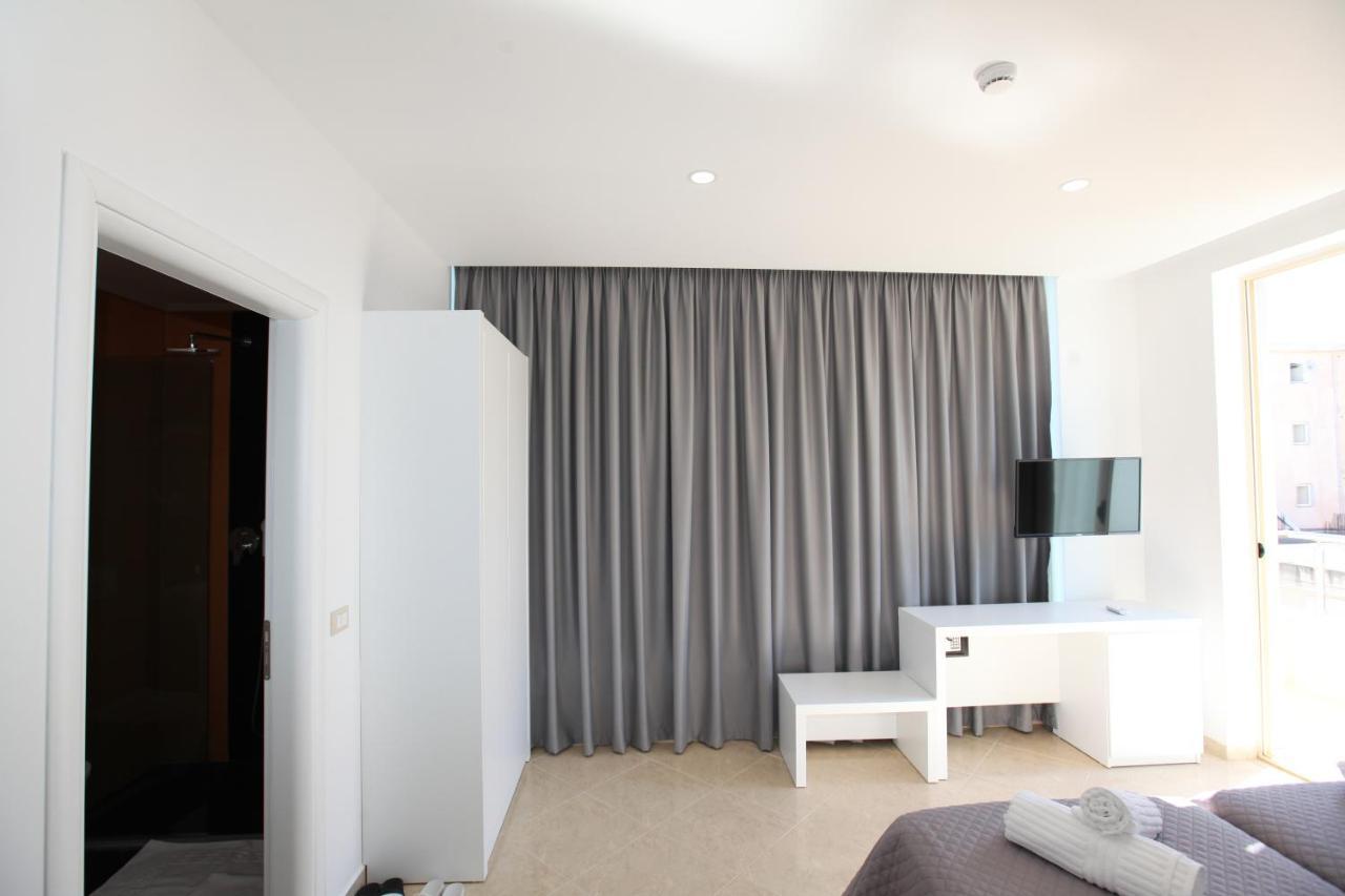 Nika Hotel Sarandë 외부 사진