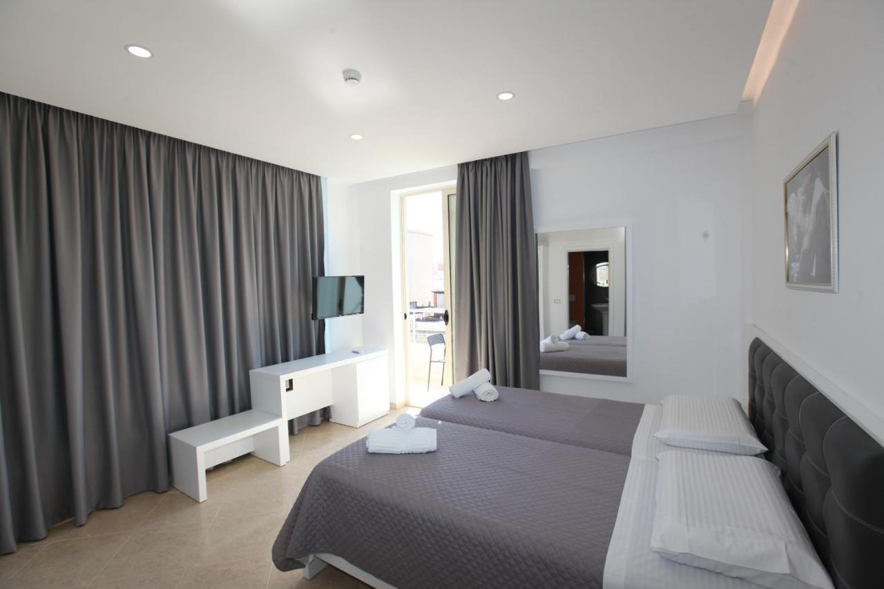 Nika Hotel Sarandë 외부 사진