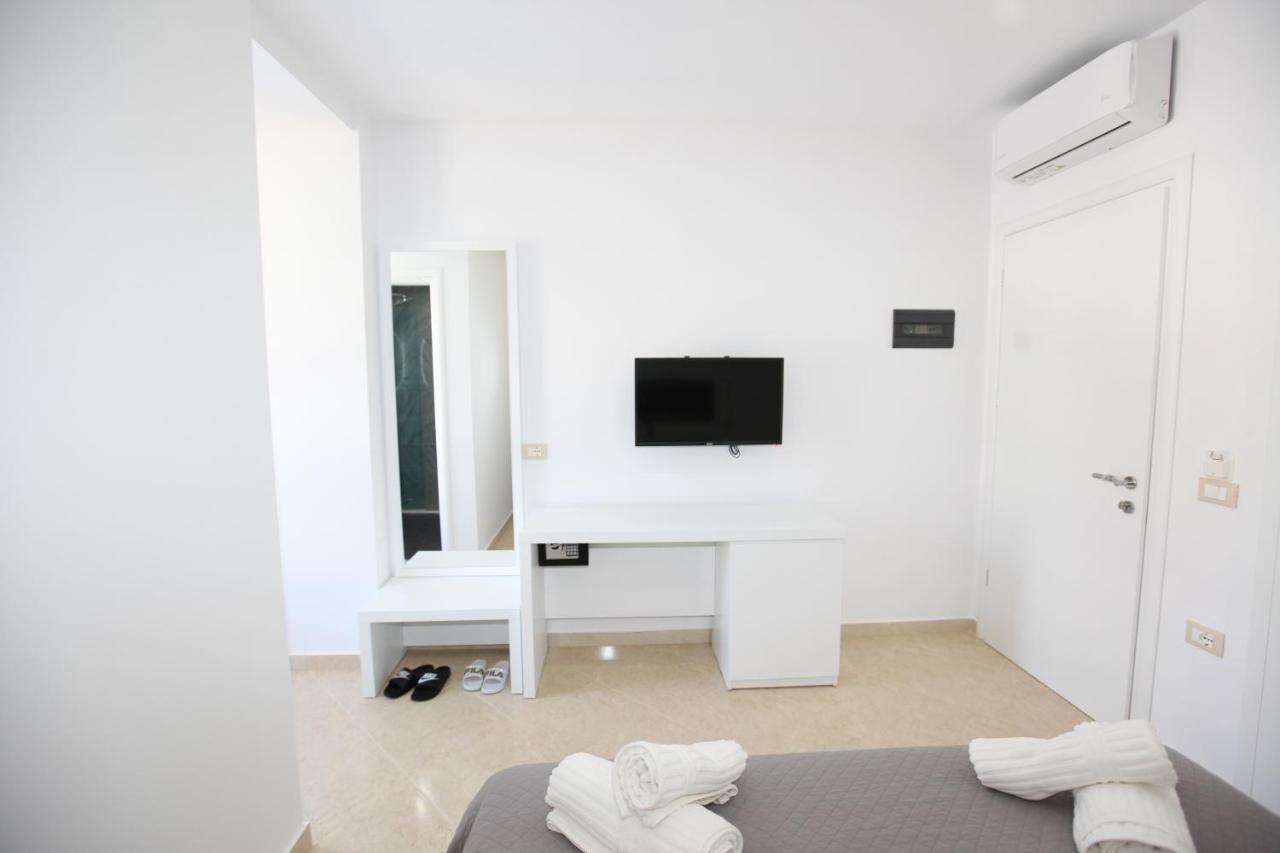 Nika Hotel Sarandë 외부 사진