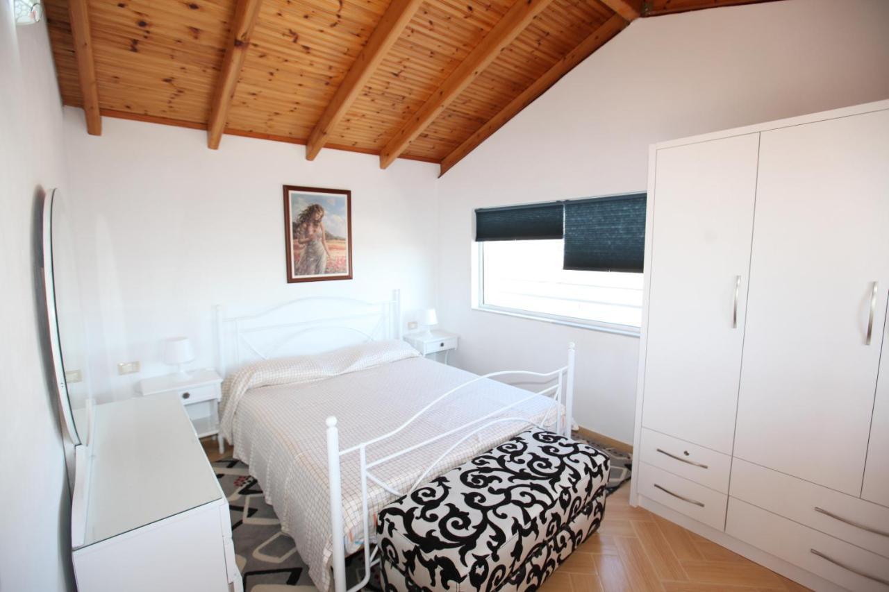 Nika Hotel Sarandë 외부 사진