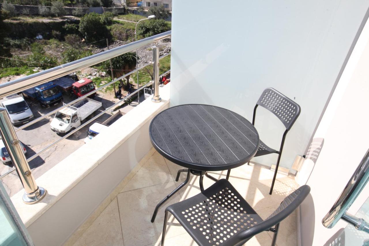 Nika Hotel Sarandë 외부 사진
